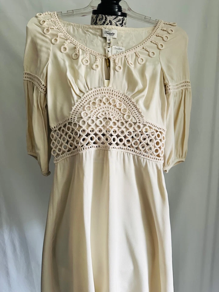 Vestido Temperley London Nuevo con Etiquetas Acampanado Seda Marfil Manga 3/4 Rodilla Talla 2-4 Etiqueta $1290 Foto 3 de 4
