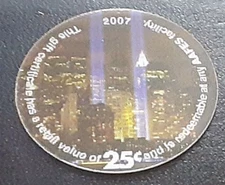 10L25  N.Y City at Night 25 Cents 2008 AAFES Lenticular Pogs  About Uncir.