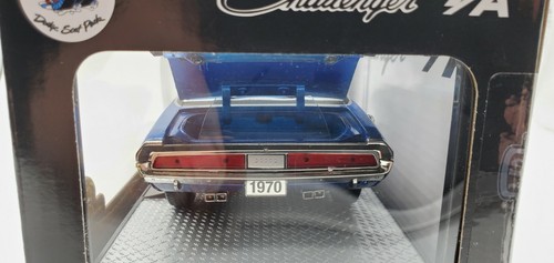 M2 Machines 1970 Dodge Challenger T/A 1:24 R85 21-07 New 2021 Mopar 1/6,500 - Picture 5 of 7