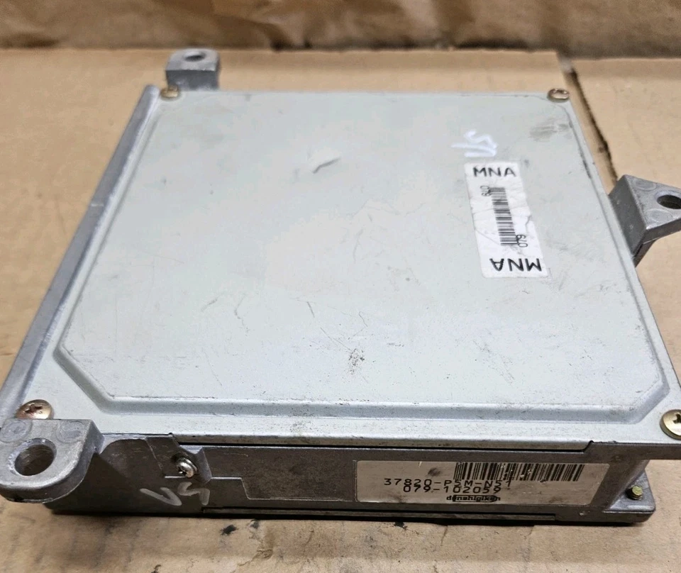 Módulo de computadora de motor 97-01 Honda Prelude 2,2 L VTEC ECU AT 37820-P5M-N51 JDM Foto 3 de 3