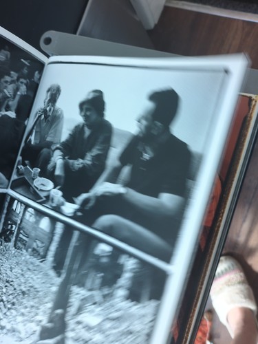 ANNIE LEIBOWITZ PHOTOGRAPHY BOO A Photographers Life: 1990-2005 HARDCOVER* - 第 2/4 張圖片