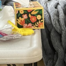 Hand Fidget Spinner Stress Relief Tri-Fidget Spinning Toy