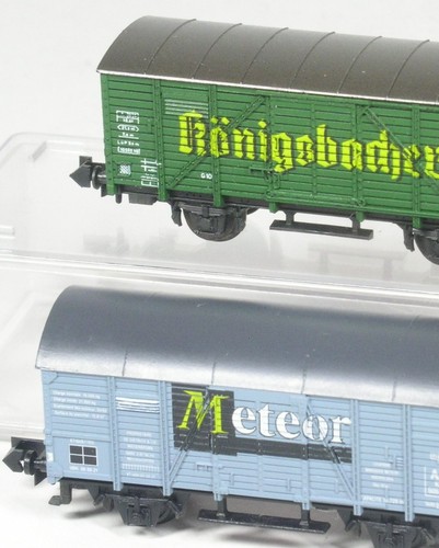 N 2 x ged. Güterwagen Königsbacher / Meteor Roco/Arnold 2323C /0159-2 TOP ! | Condition: Gebraucht