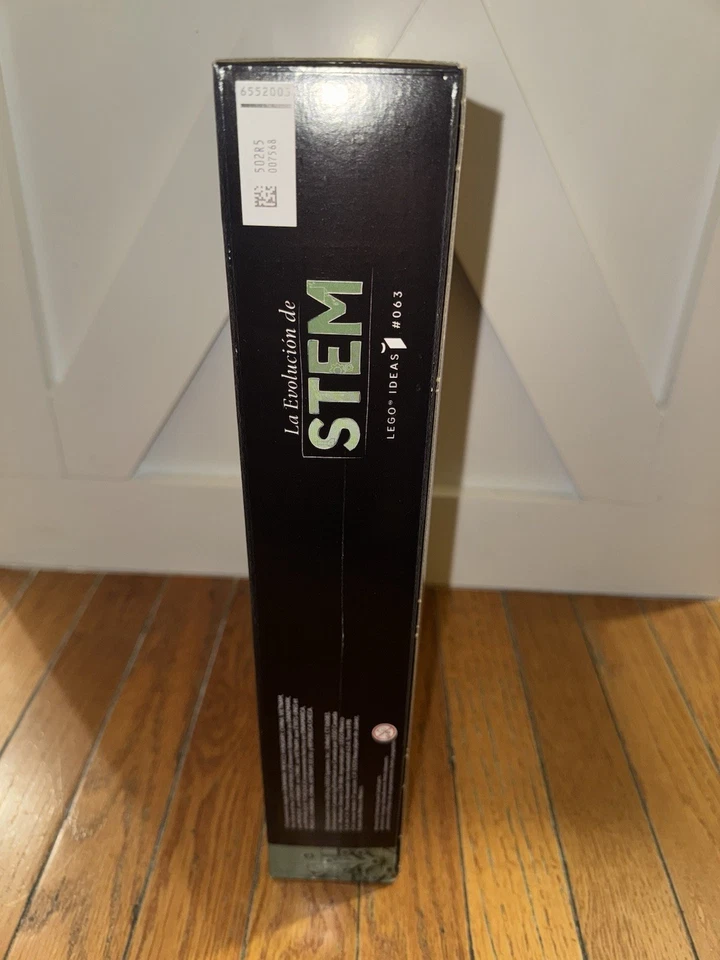 LEGO Ideas the Evolution of STEM Building Set W/ Scientist Minifigures 21355 NIB - Image 2 of 4