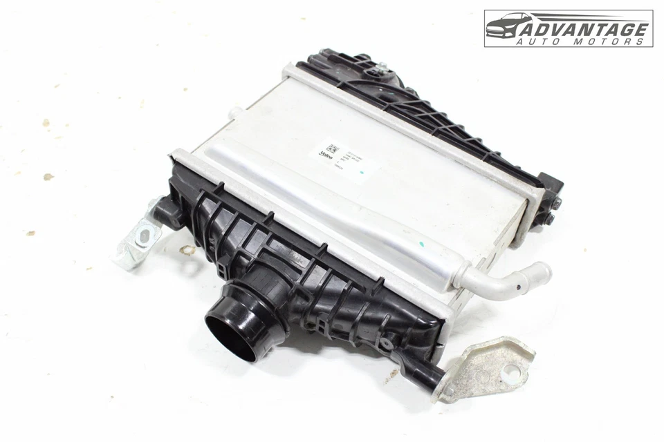 Nissan Rogue 2021-2025 tracción delantera 1,5 L motor L3 intercooler intercooler OEM Foto 4 de 4