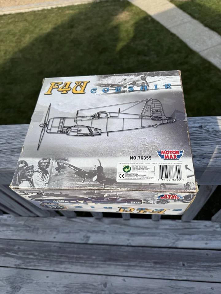 MOTOR MAX 76355 F4U Corsair 302 Navy Marine Metal 1:48 Die Cast Foto 2 de 4