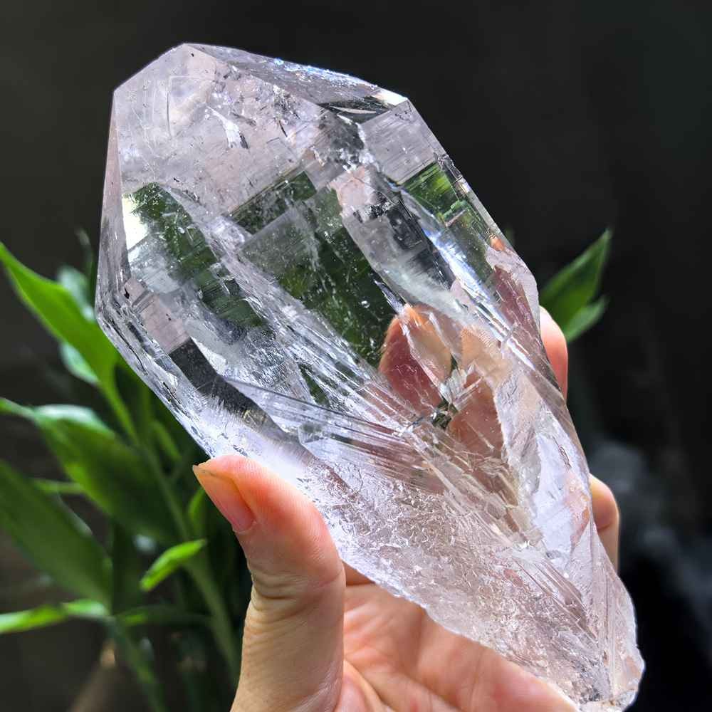 780g Top Natural Rare Clear Quartz Crystal Himalayan Mineral Specimen Collect