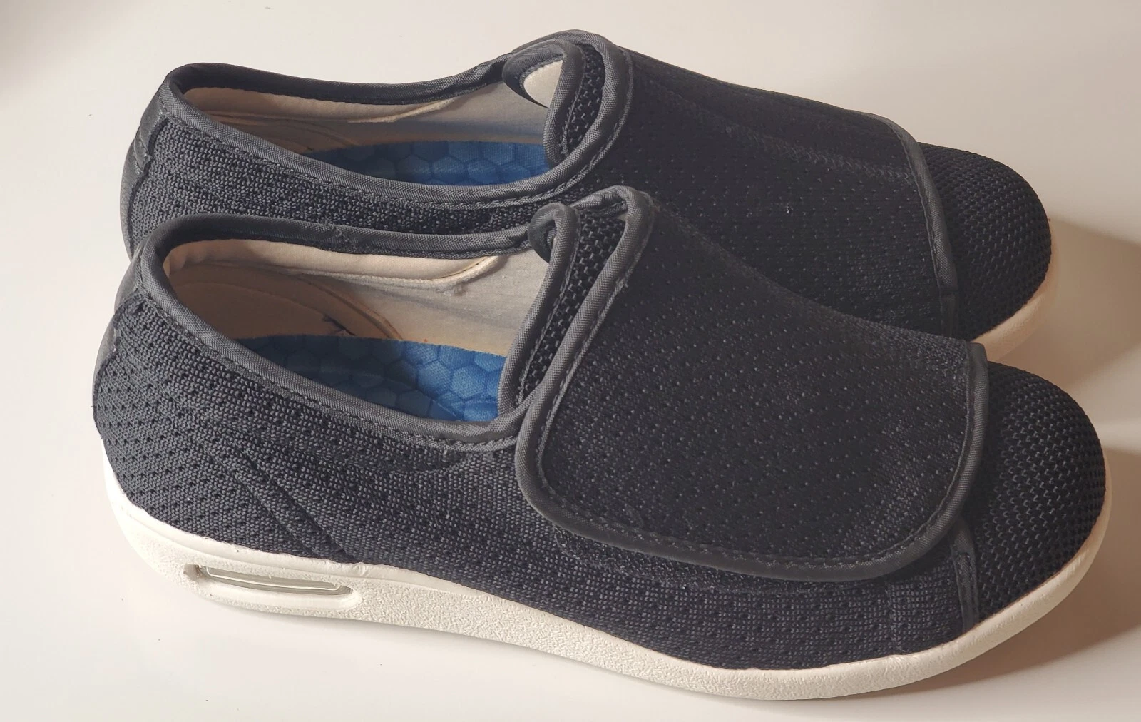 Youyun shoes Memory foam Technology Hook & Loop Closure Black Women SZ 7