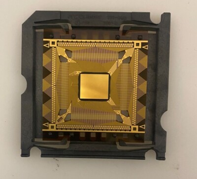 VINTAGE & New Intel Mobile Pentium MMX 200Mhz GOLD TCP CPU SL28P