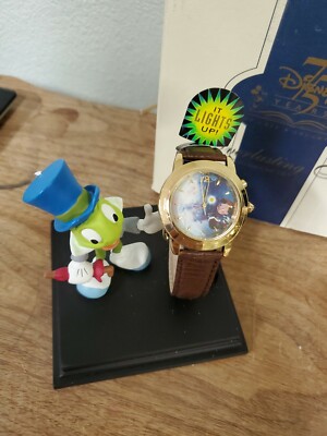 DISNEY EVERLASTING TIME COLLECTORS CLUB 1998 WATCH PINOCCHIO  display picture 2
