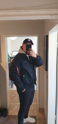   Alpha Industries Herren MA-1 D-Tec Herren Bomberjacke L  Schwarz / Black 03  