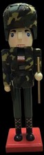 U S SOLDIER NUTCRACKER ~ 10”