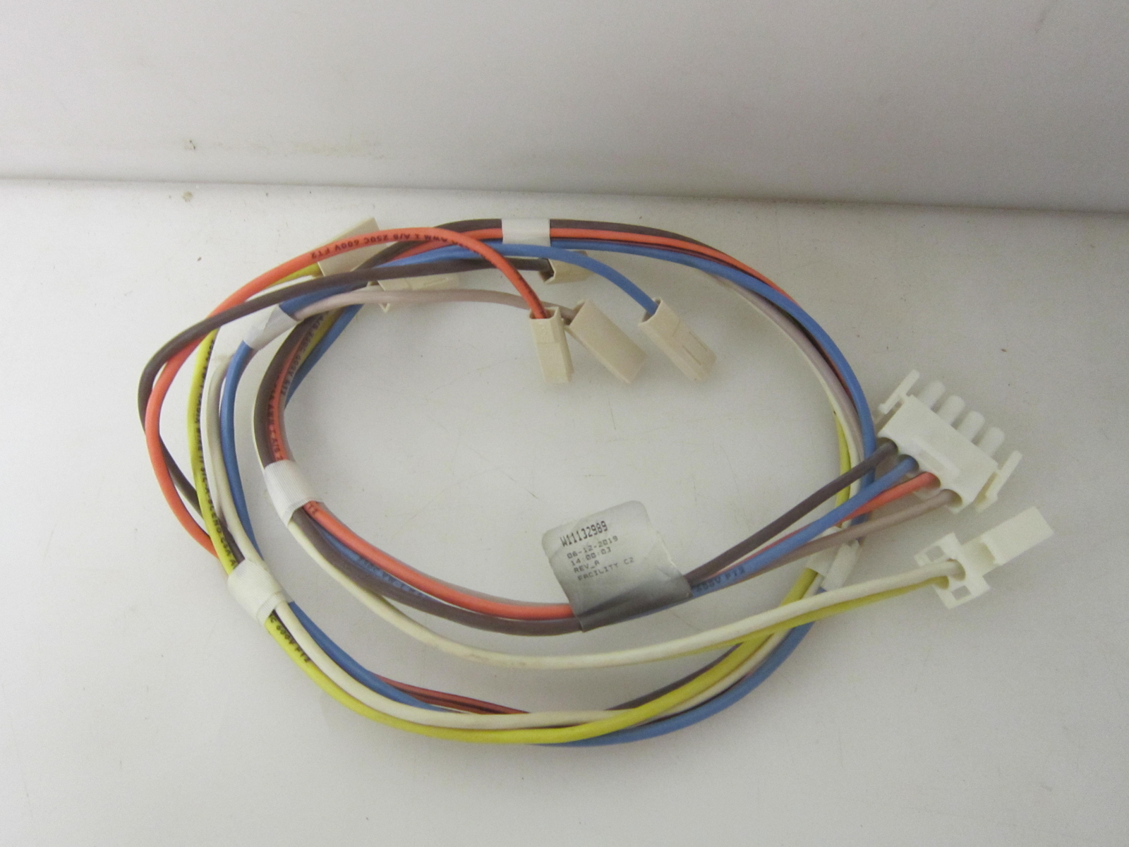Whirlpool WOS31ES7JS00 Oven Wire Harness Replacement Part W11132989-image