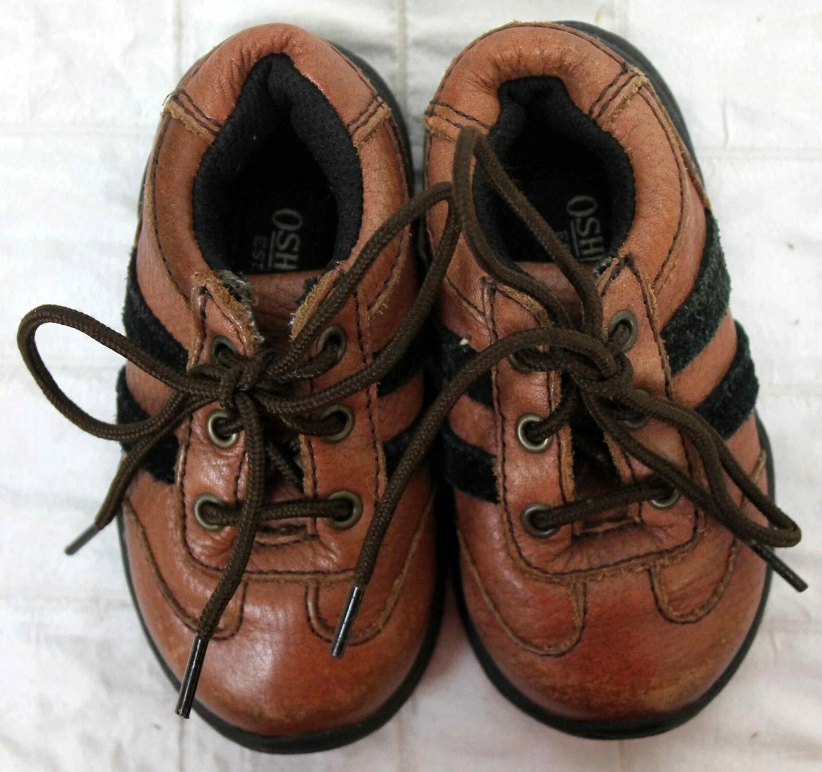 Boys dress hotsell shoes size 4