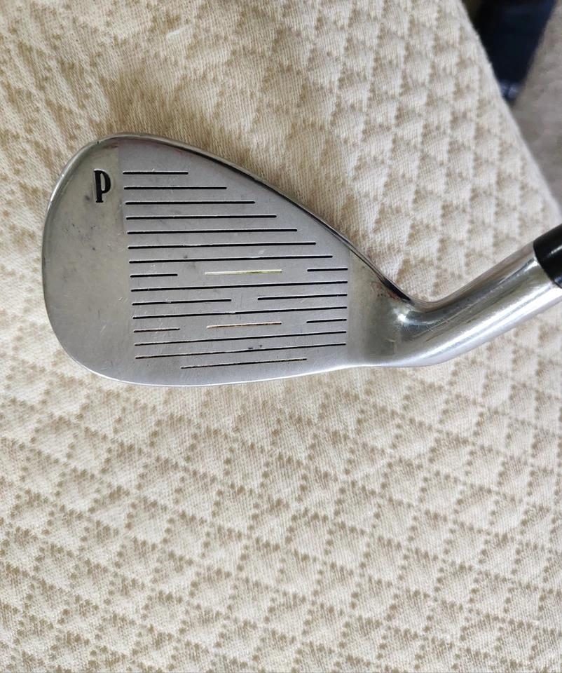 Acer XP905 HT Pitching Wedge PW Regular GRAFTECH LITE RH 46* 36 in Offset - Image 2 of 4