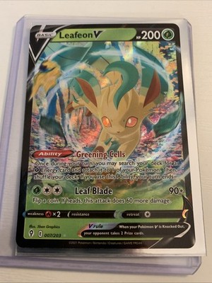 Pokémon TCG Leafeon v Evolving Skies Holo Ultra Rare Card 007/203