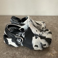 kids crocs size C 8 shoes