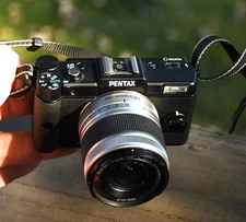 Pentax Q Digital Camera 02 5-15mm Zoom Lens case Mem Card Filts Cap Charger #Q