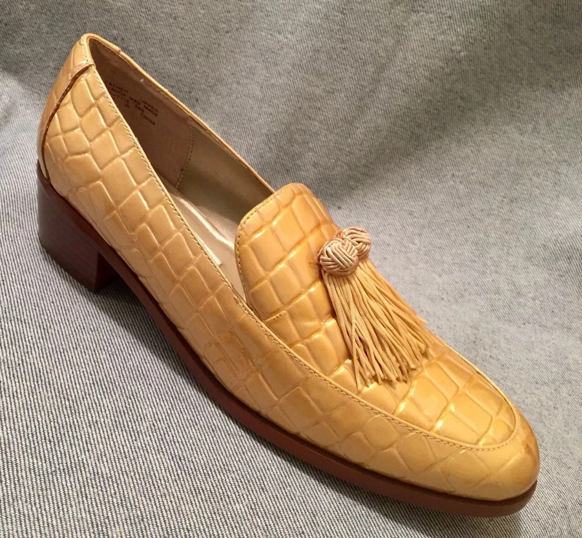 New Jones New York Sport Queen Loafers Gold Patent Croc sz 8.5 M