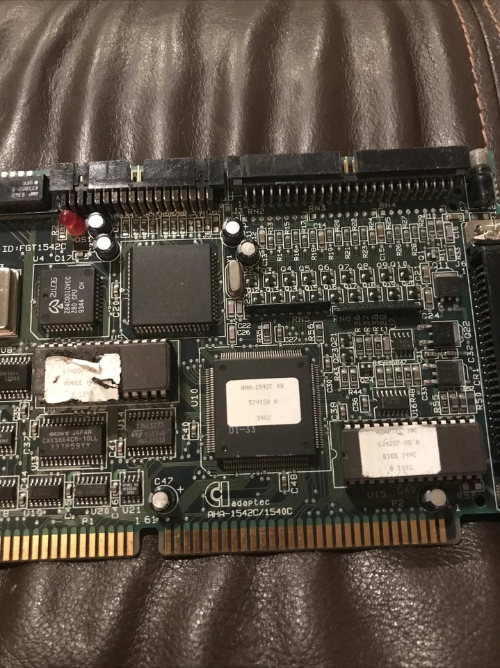 Adaptec AHA-1542C/1540C SCSI Host Adapter Controller 16-bit ISA card Untested - Image 4 of 4