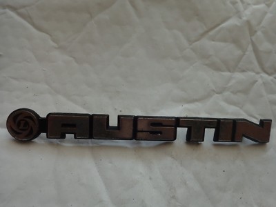 VINTAGE ORIGINAL - LEYLAND AUSTIN METALL KAROSSERIE MOTORHAUBE BOOT MASKOTTCHEN ABZEICHEN SCHRIFT