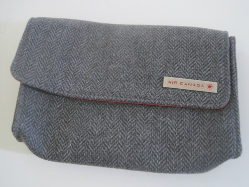 Air Canada Clutch