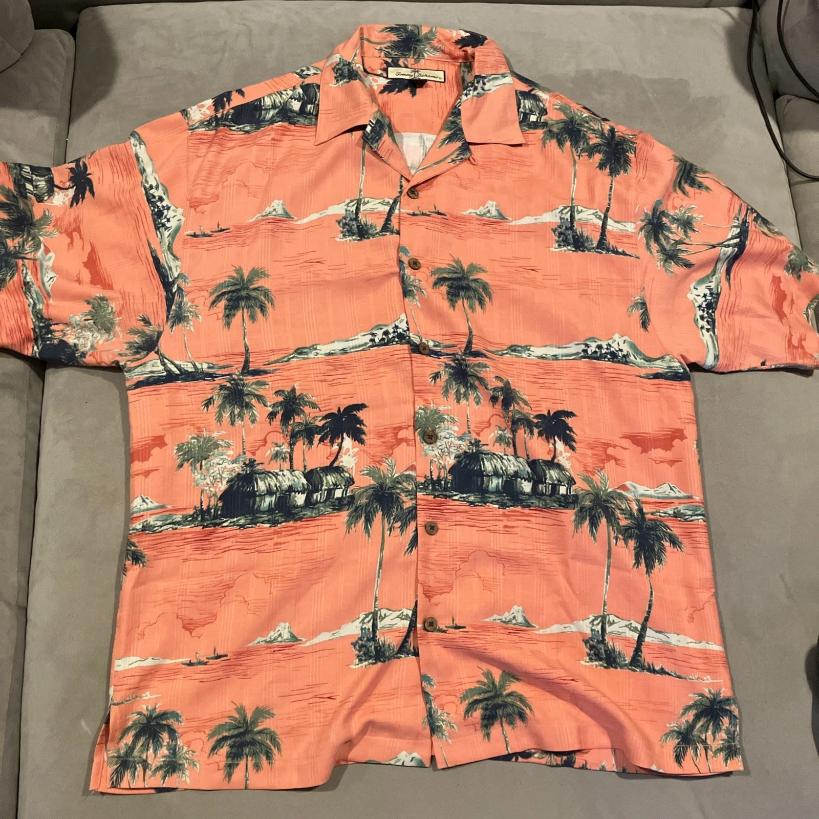 Tommy Bahama - Pink 100% Silk Hawaiian Shirt - Palm Tree - Islands - Men's Large