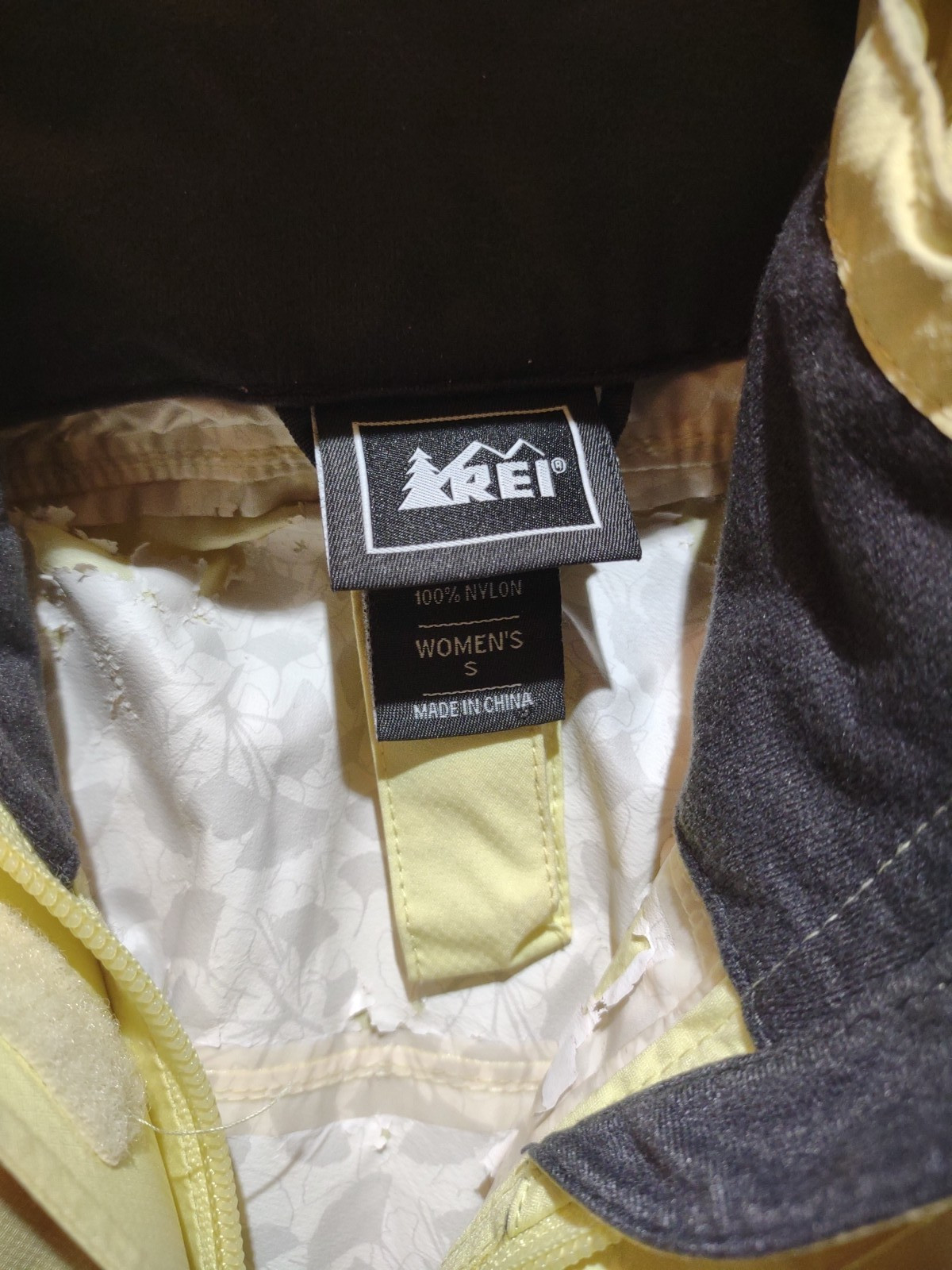 REI E1 Elements Women's Small Hooded Raincoat Pas… - image 6