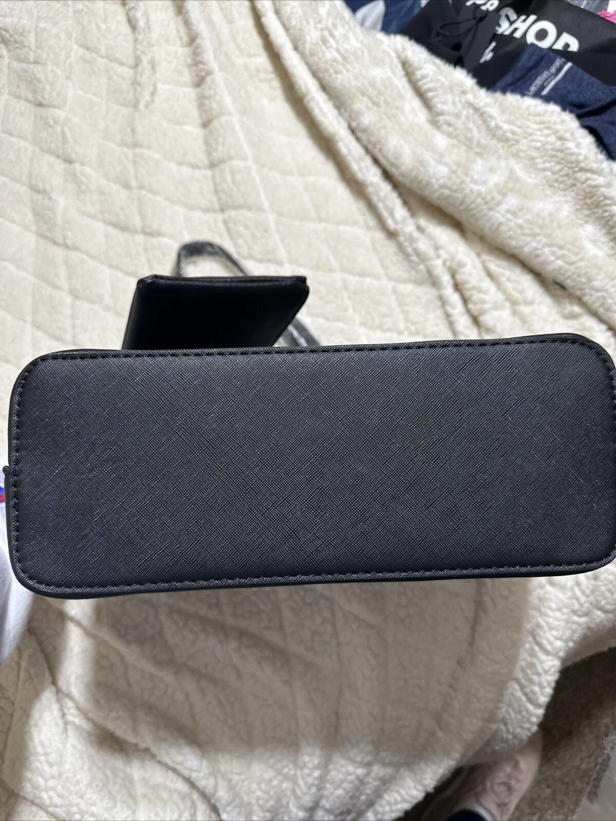 Borsa Valentino Orlandi nera con portafoglio nuova con etichette prezzo consigliato $200