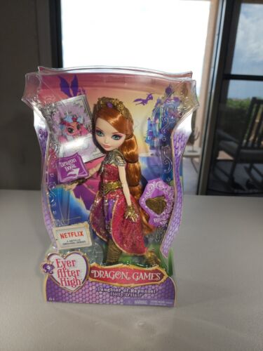 Ever After High Bonecas Cobertas De Doce - Holly Ohair em Promoção