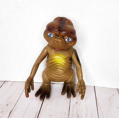 Vintage E.T. Extraterrestrial action figure 7
