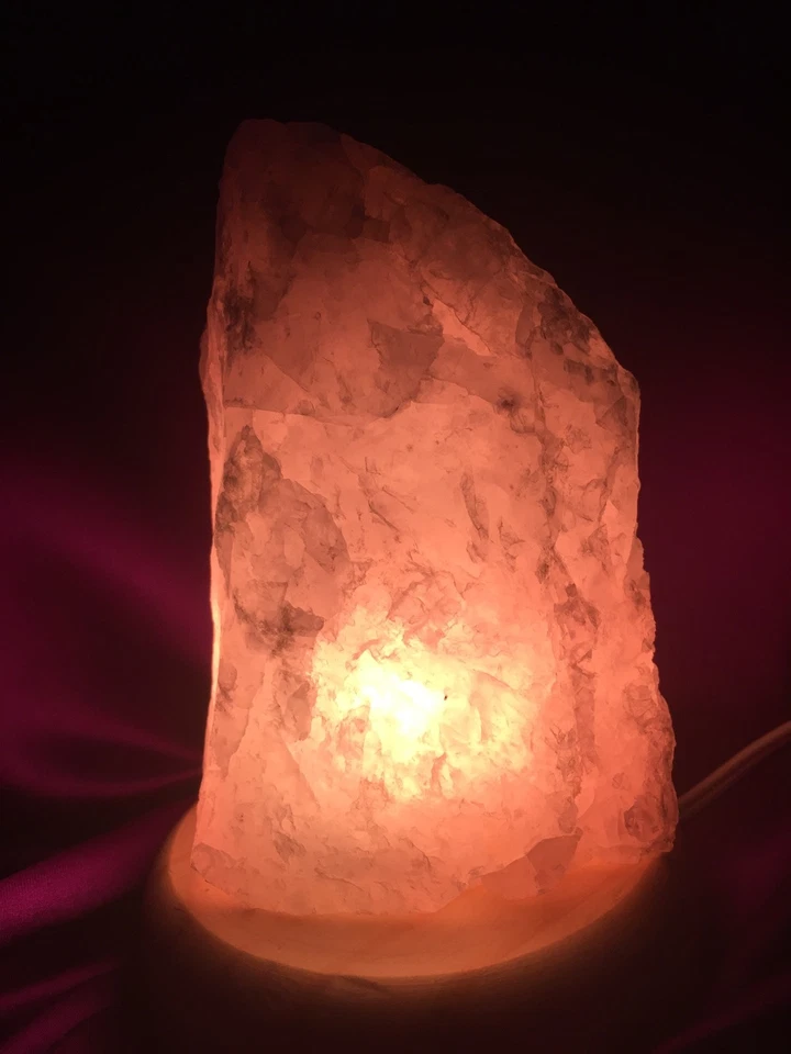 Lámpara de cuarzo rosa y cordón lámpara de cuarzo rosa áspero lámpara de piedras preciosas de cristal Reiki Foto 2 de 4