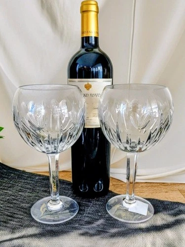 (2pcs) Vintage 8" Waterford Crystal Millennium "Love" Pattern Wine Glasses