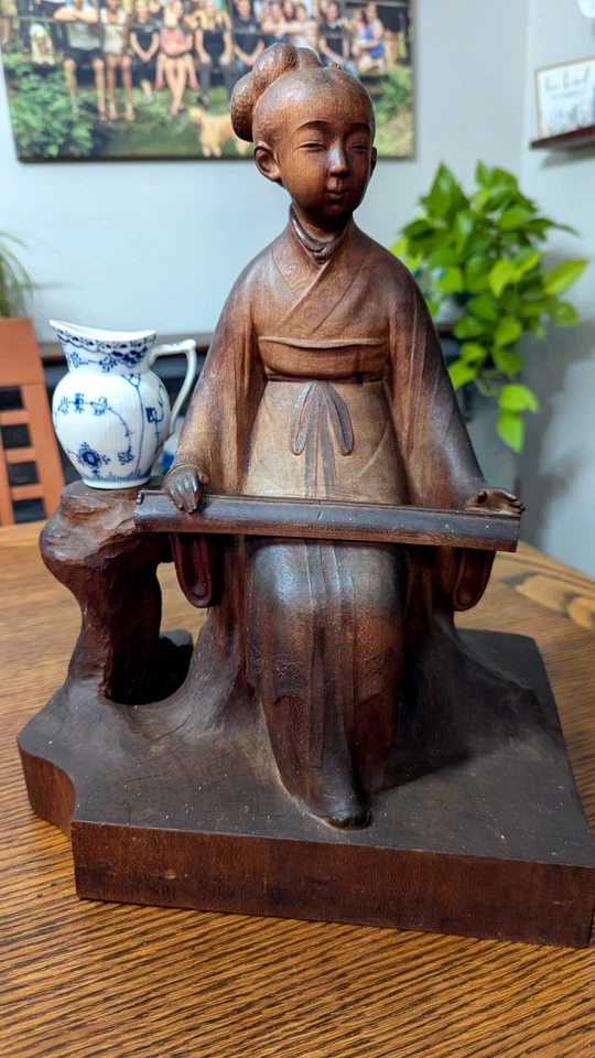 Old Chinese Natural Boxwood Carved Beautiful Woman Statue Sculpture 11" x 15" - Image 2 of 4