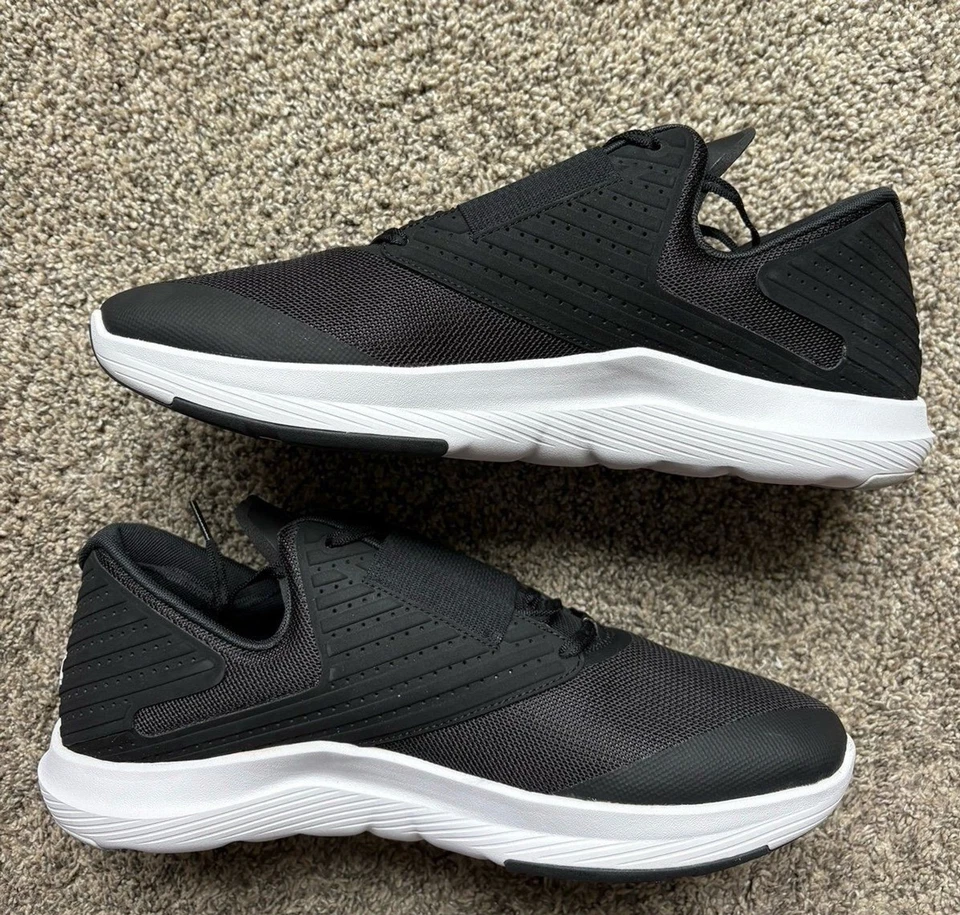 Nike Air Jordan Relentless negro blanco talla 15 para hombre Foto 2 de 4