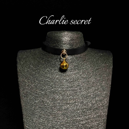 Deluxe jingle bell collar dark black leather choker with metal chain