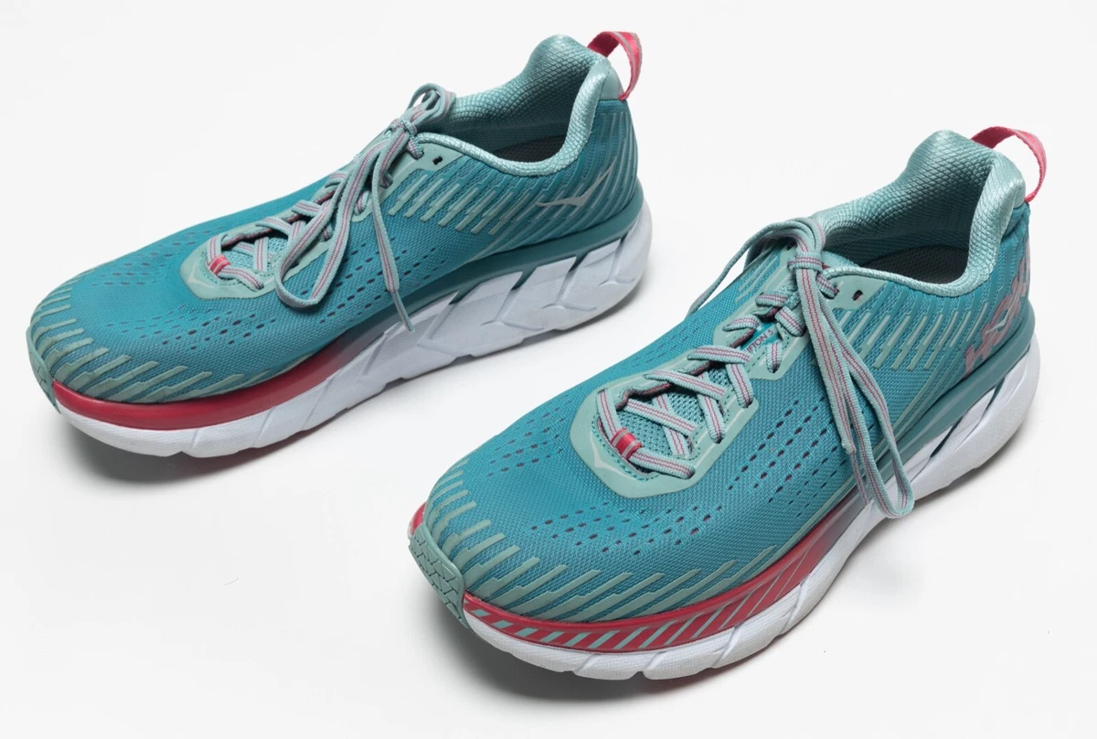 Hoka one one clifton 5 wide 2025