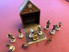 African crafted complete NATIVITY Christmas Creche set 12 piece handmade leaves