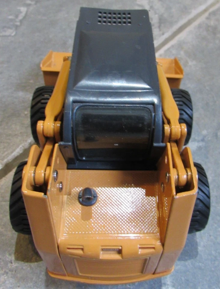 Toy Ertl Case 90XT Diecast Skid Steer Loader 1/16 Scale - Image 4 of 4