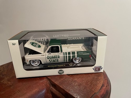 M2 Machines 1:64 1973 Chevy Cheyenne 10 Squarebody – Edizione Speciale Alice Cooper