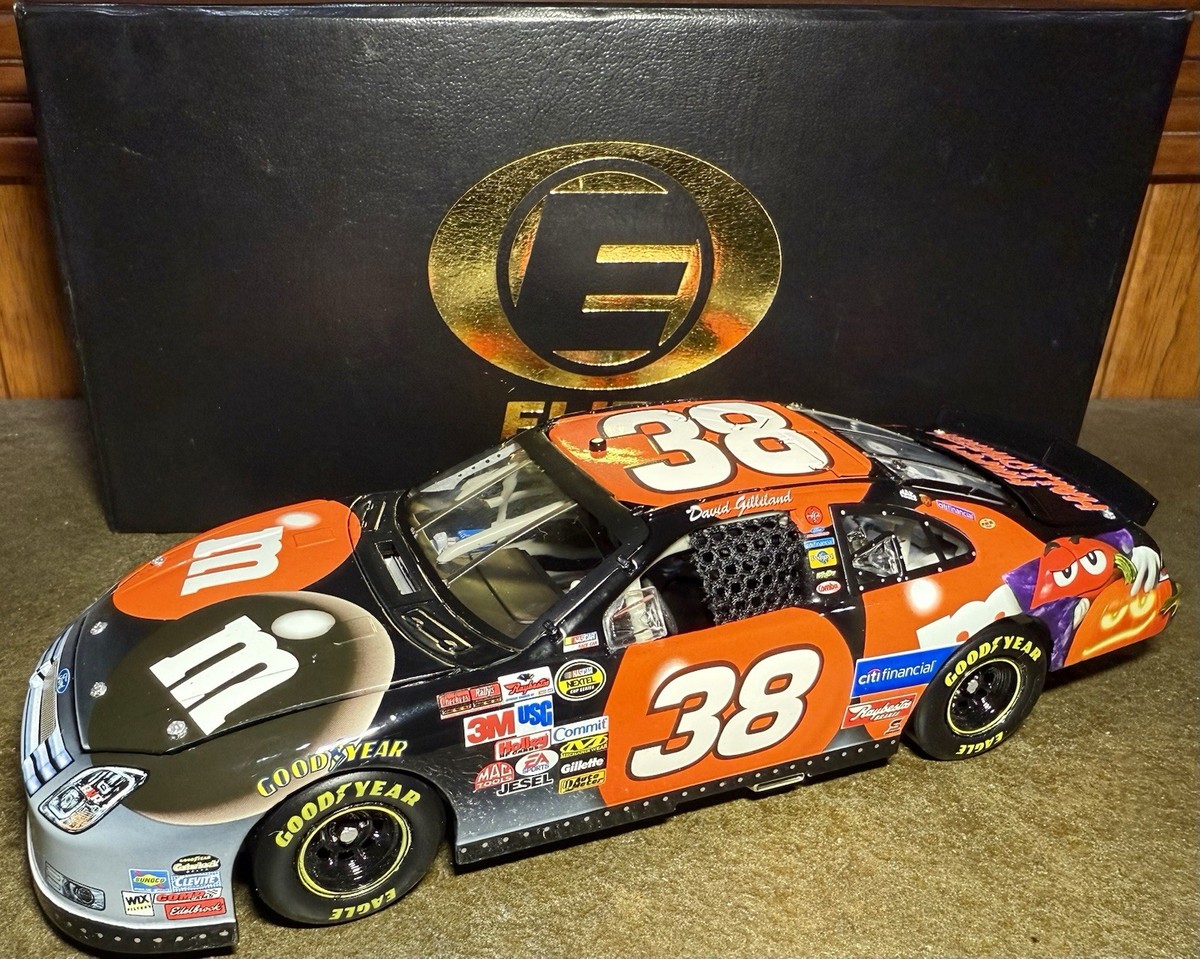2006 David Gilliland M&M's 'Halloween' 1/24 Motorsports Authentics