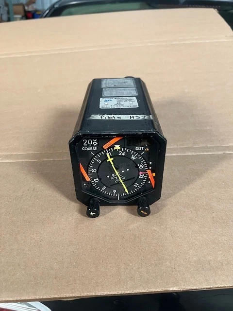 INDICADOR DE SITUACIÓN HORIZONTAL SPERRY RD550 HSI PN: 7001179-966 Foto 3 de 3