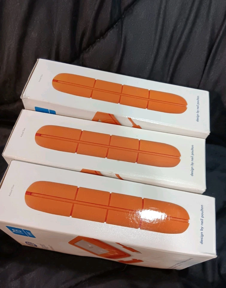 3 LaCie Rugged 1TB External Drive Thunderbolt/Usb 3.0 110mg - Image 3 of 4