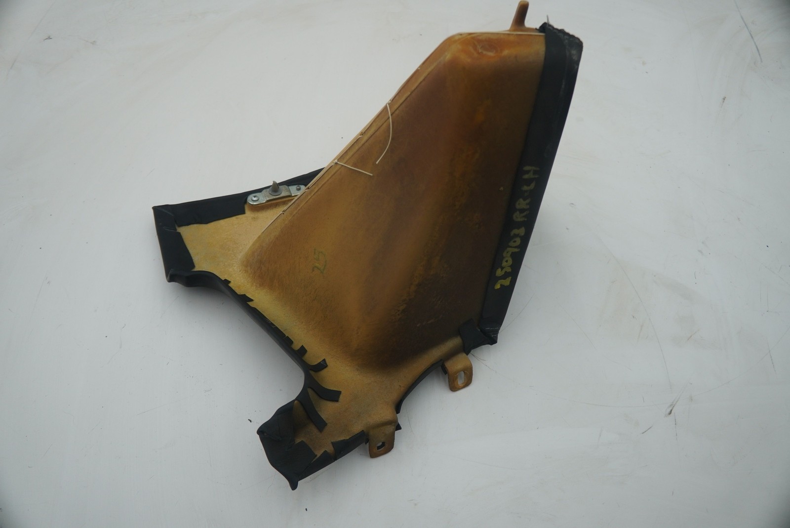 Rear Left Quarter Window Cover Trim Panel Leather 63581000 Ferrari 360 Modena 04