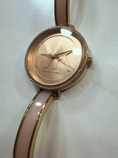 MICHAEL KORS Analog Watch Gold / Pink