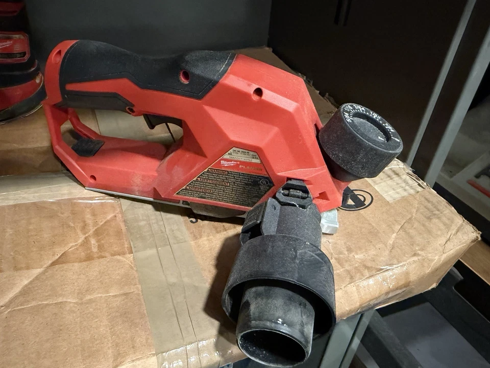 Milwaukee 2524-20 12V Cordless Brushless 2" Planer (Tool Only) - Image 2 of 4