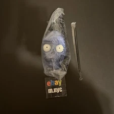 Cinemark Exclusive Beetlejuice Bob Shrunken Head Drink Cup in hand