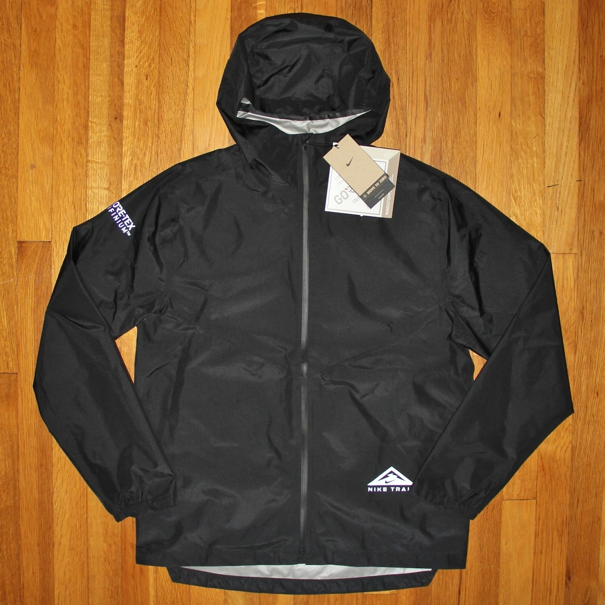 Nike black store running jacket