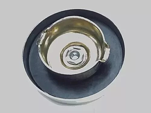 Nueva tapa del tanque de combustible - estándar motorizado MGC32 para varios autos antiguos 1962-1974 Foto 3 de 4