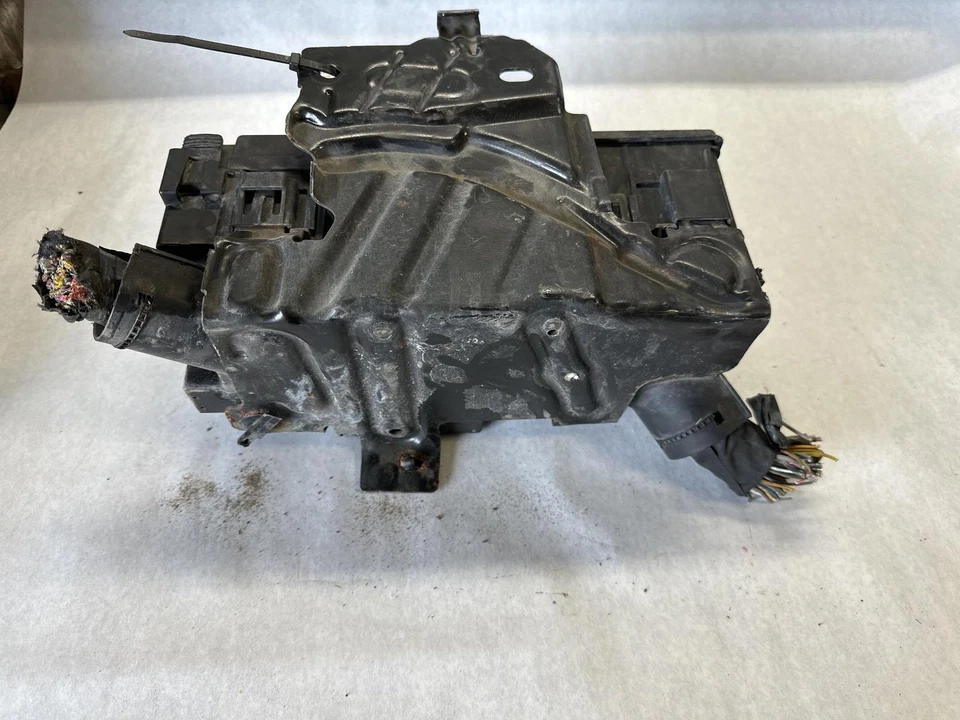 Caja de fusibles usada se adapta a: camioneta Ford f250sd 2014 6,7 L diésel grado A Foto 3 de 4